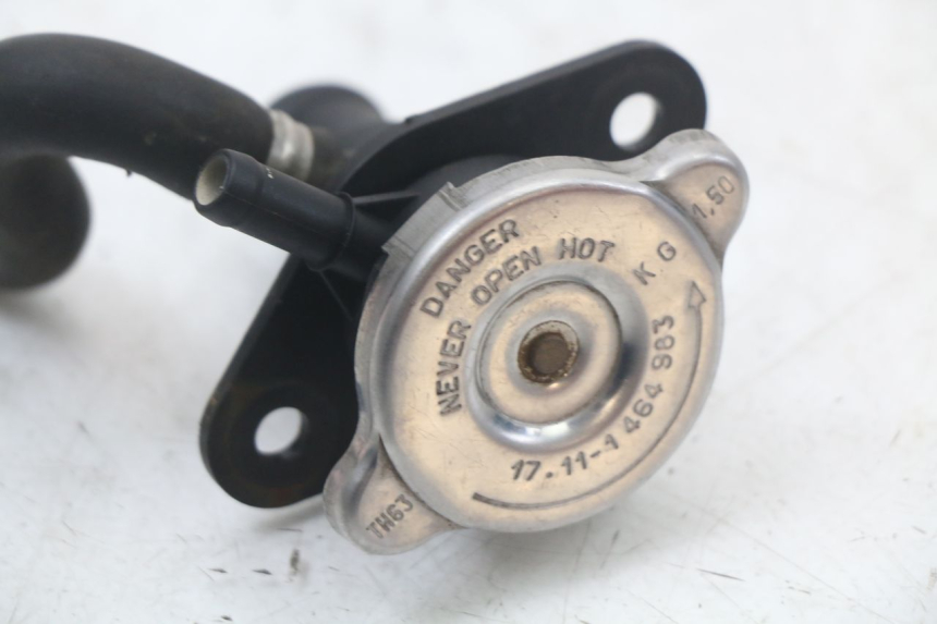 photo de RADIATOR CAP BMW C1 125 (2000 - 2003)