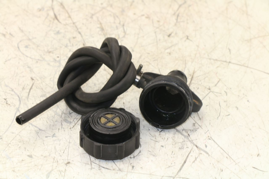 photo de RADIATOR CAP BMW K 75 RT 750 (1989 - 1997)