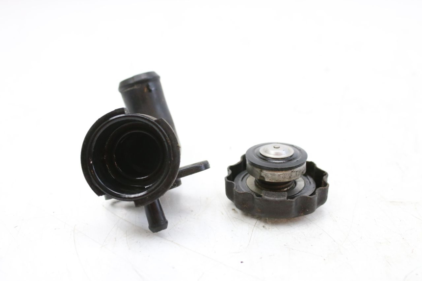 photo de RADIATOR CAP HONDA CBF 500 (2004 - 2007)