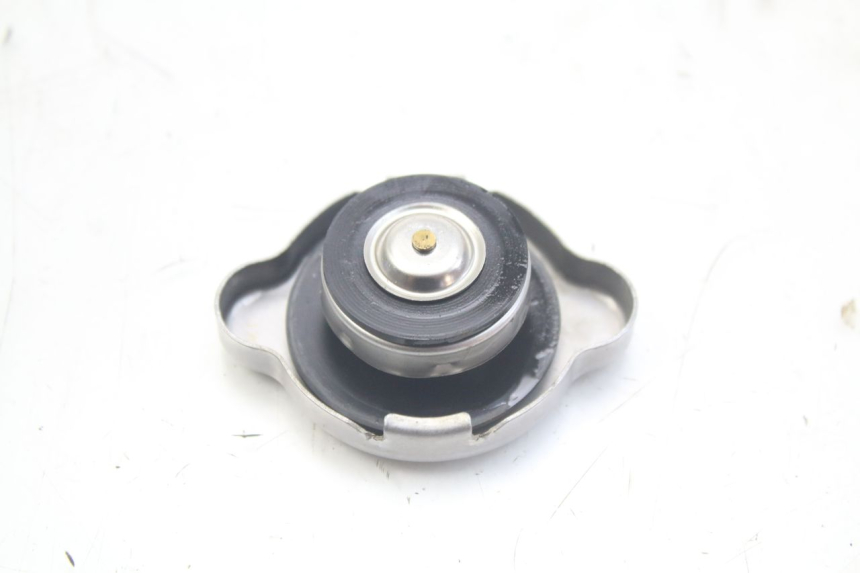 photo de RADIATOR CAP HONDA CRF 250 (2010 - 2013)
