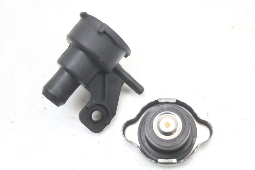 photo de RADIATOR CAP KYMCO DINK STREET ABS 125 (2011 - 2018)