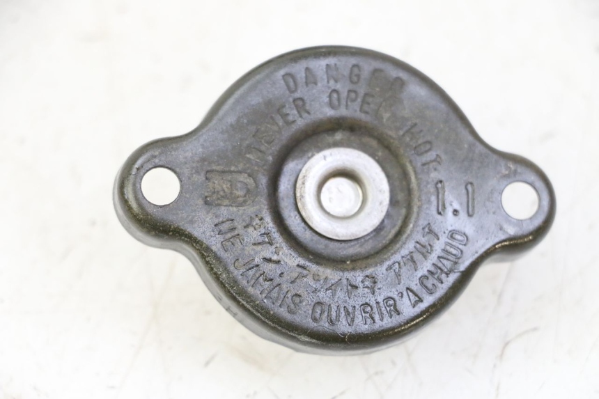 photo de RADIATOR CAP YAMAHA FZ6 N FAZER 600 (2004 - 2006)