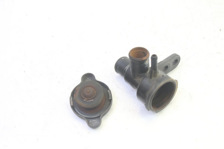 photo de RADIATOR CAP KAWASAKI GPX R WARBIRD 600 (1988 - 1993) - Component detail