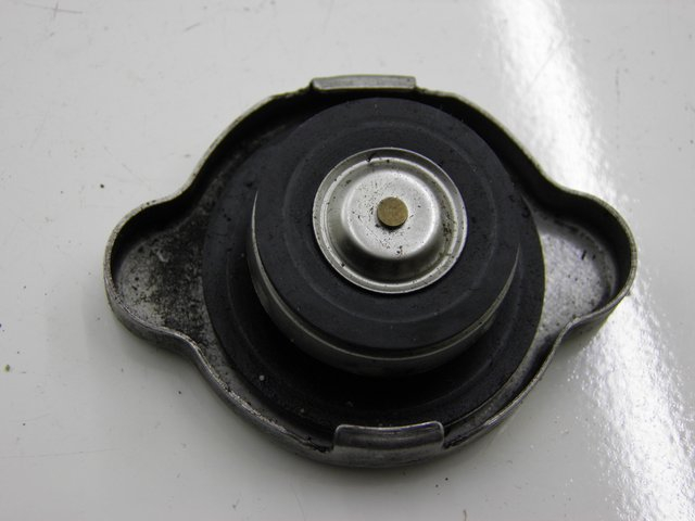 photo de RADIATOR CAP HONDA PCX (JF28) 125 (2009 - 2011)