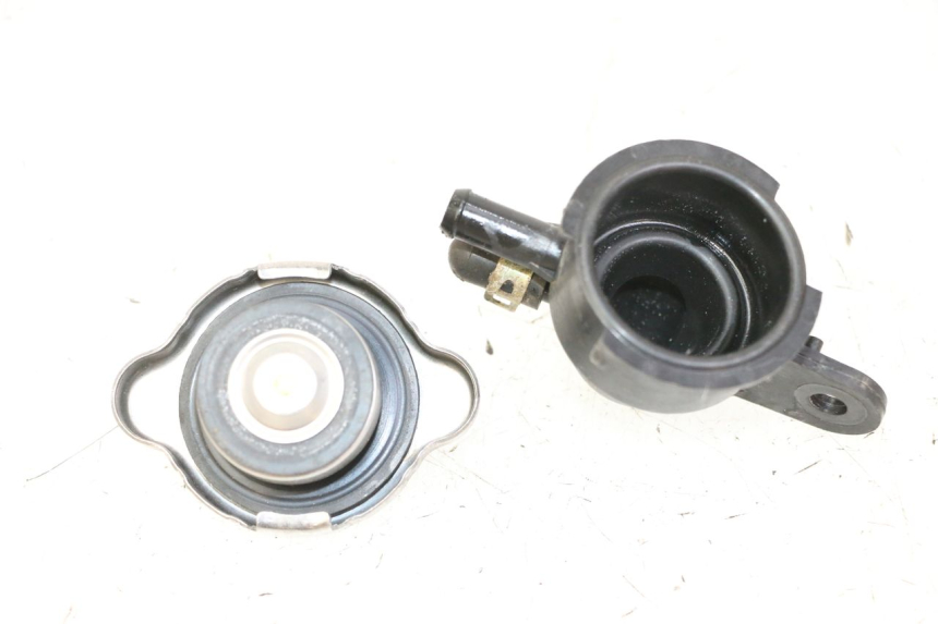 photo de RADIATOR CAP SYM JOYMAX 125 (2010 - 2017)