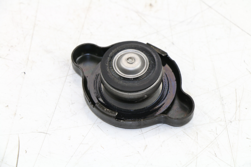 photo de RADIATOR CAP KAWASAKI KLR 650 (1998 - 2003)