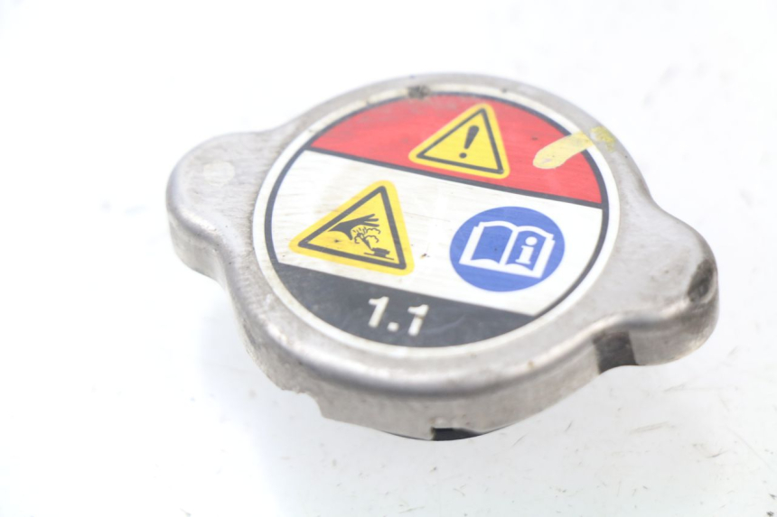 photo de RADIATOR CAP HONDA PCX (JF57/JF64) 125 (2014 - 2018)