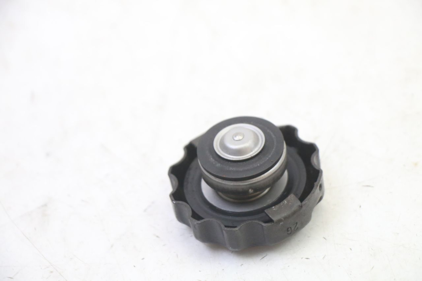 photo de RADIATOR CAP SUZUKI SV S 650 (2003 - 2009)