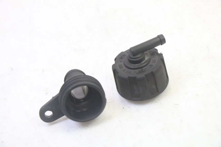 photo de RADIATOR CAP YAMAHA X-MAX XMAX 125 (2010 - 2014)