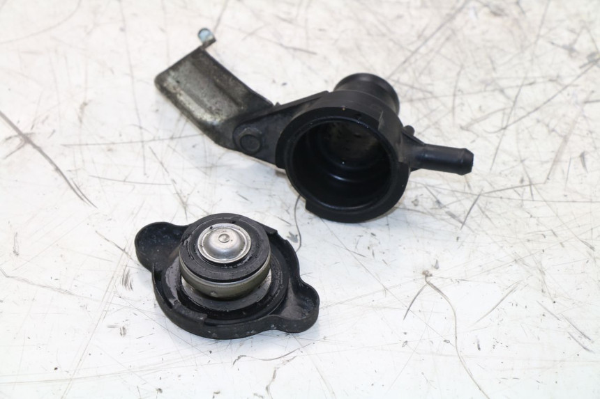 photo de RADIATOR CAP YAMAHA YP MAJESTY ABS 400 (2007 - 2009)