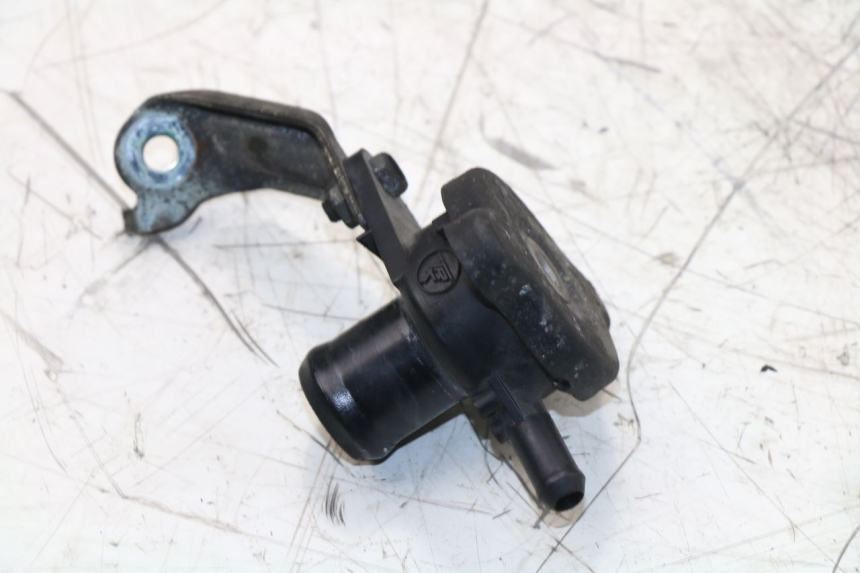 photo de RADIATOR CAP YAMAHA YP MAJESTY ABS 400 (2007 - 2009)