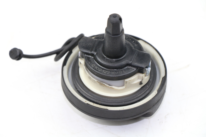 photo de FUEL TANK CAP BMW C GT 650 (2012 - 2015)