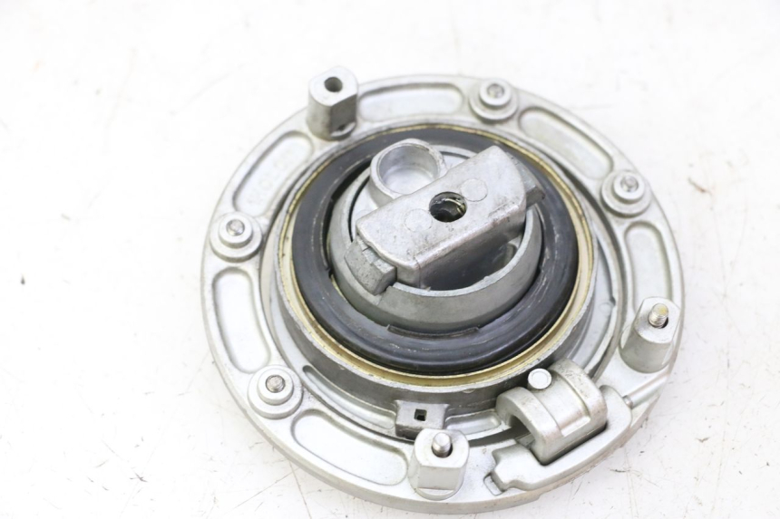 photo de FUEL TANK CAP HONDA CBR F SC25 1000 (1989 - 1992)