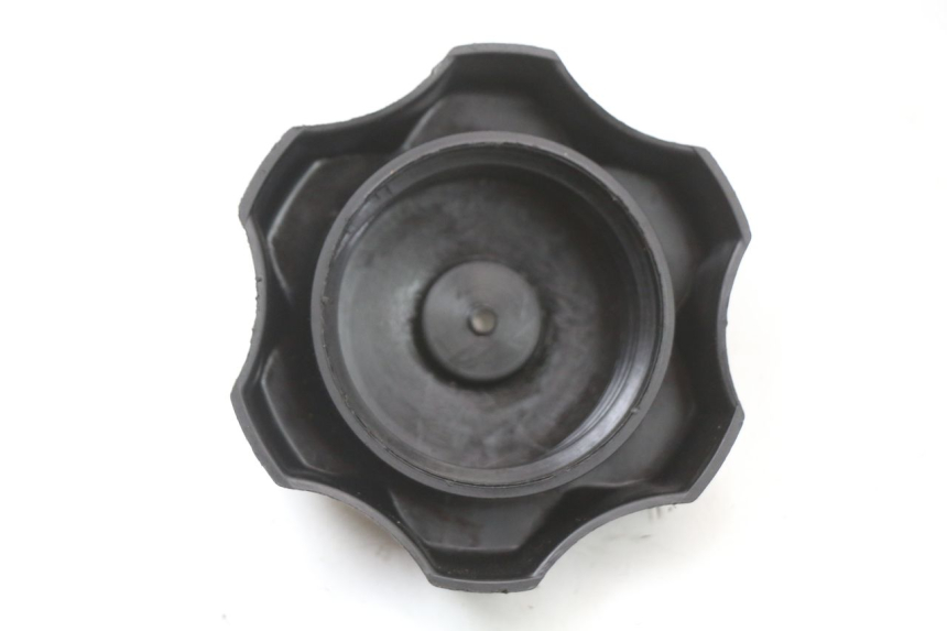 photo de FUEL TANK CAP KSR RACING DRIFT 140