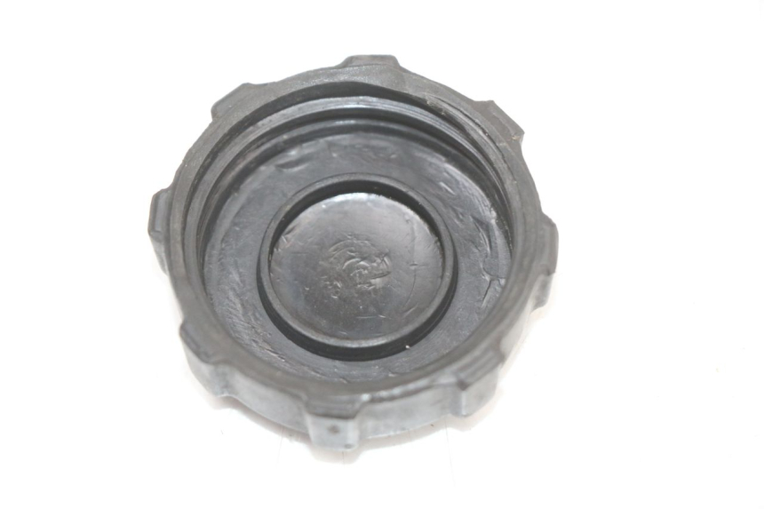 photo de FUEL TANK CAP PIAGGIO FLY 4T 50 (2004 - 2010)