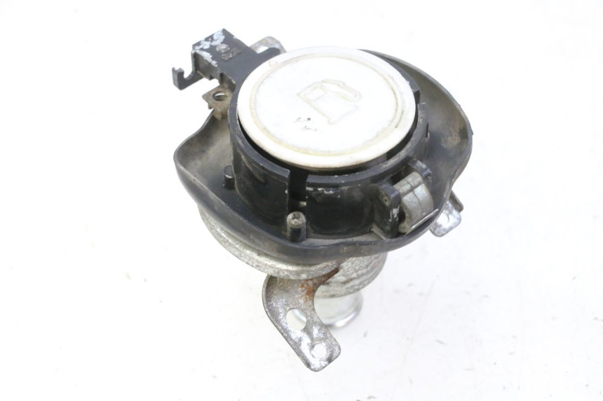 photo de FUEL TANK CAP KYMCO GRAND DINK 125 (2002 - 2007)