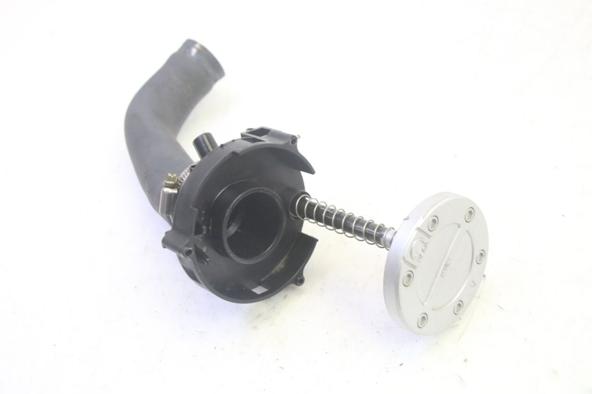 photo de FUEL TANK CAP SYM GTS EVO 125 (2009 - 2013) - Component detail