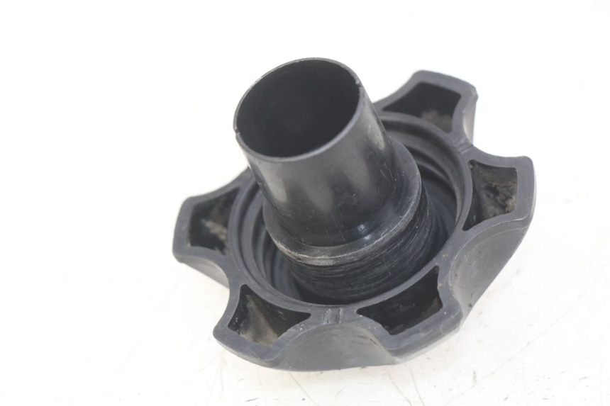 photo de FUEL TANK CAP HONDA CR 125 (1995 - 1997)