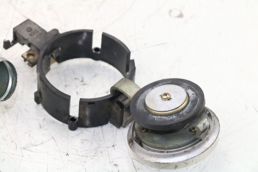 photo de FUEL TANK CAP KYMCO GRAND DINK 125 (2008 - 2014)