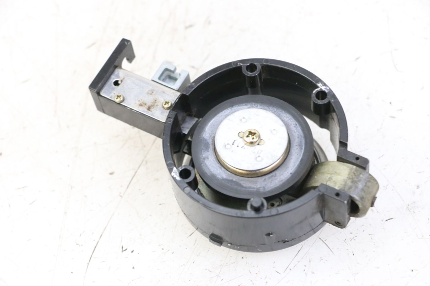 photo de FUEL TANK CAP KYMCO XCITING 500 (2007 - 2010)