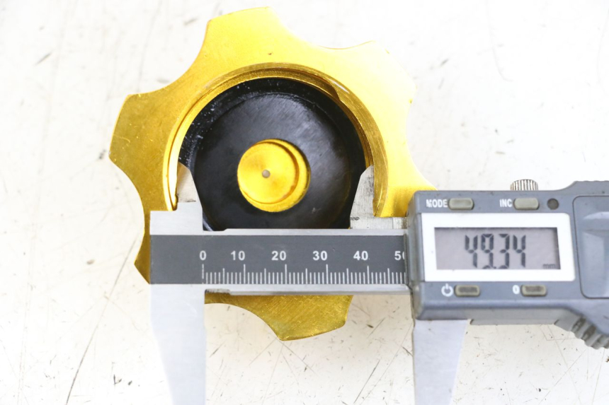 photo de FUEL TANK CAP LONCIN DIRT BIKE 125