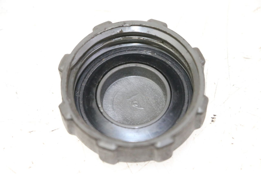 photo de FUEL TANK CAP PIAGGIO LXV 4T 50 (2009 - 2013)