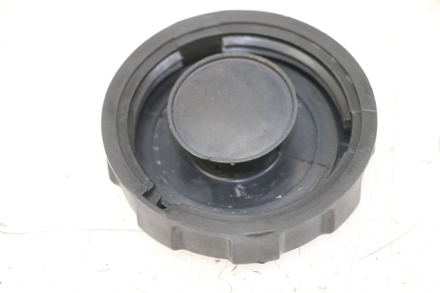 photo de FUEL TANK CAP PEUGEOT KISBEE 2T 50 (2010 - 2017)