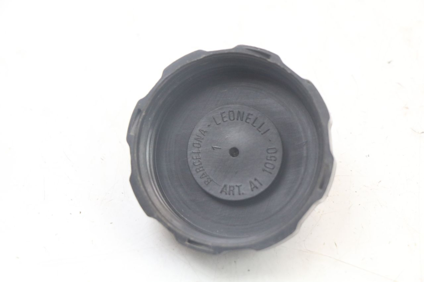 photo de FUEL TANK CAP PEUGEOT XP6 50 (1997 - 2003)