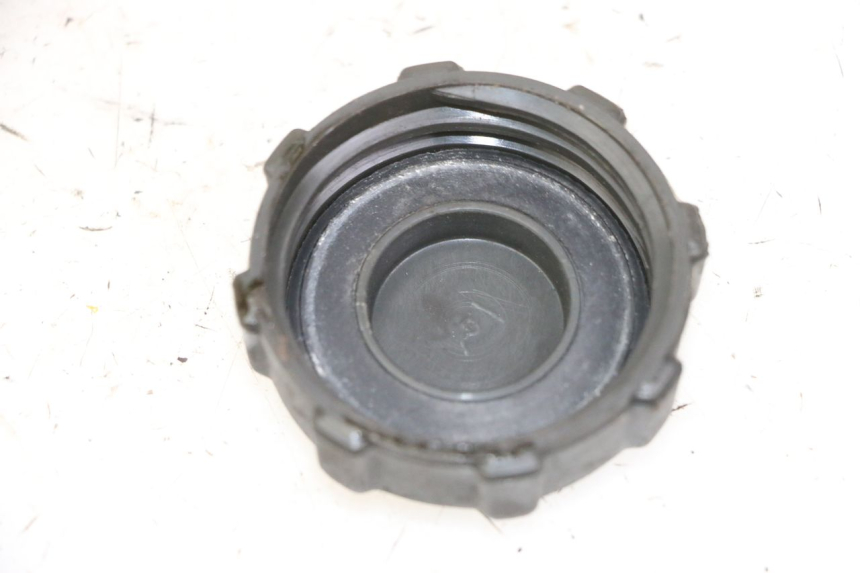 photo de FUEL TANK CAP PIAGGIO MP3 125 (2006 - 2014)