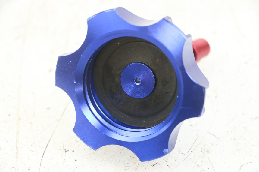 photo de FUEL TANK CAP APOLLO RFZ 125