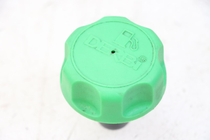 photo de FUEL TANK CAP DERBI SENDA R X-TREME 50 (2006 - 2010)