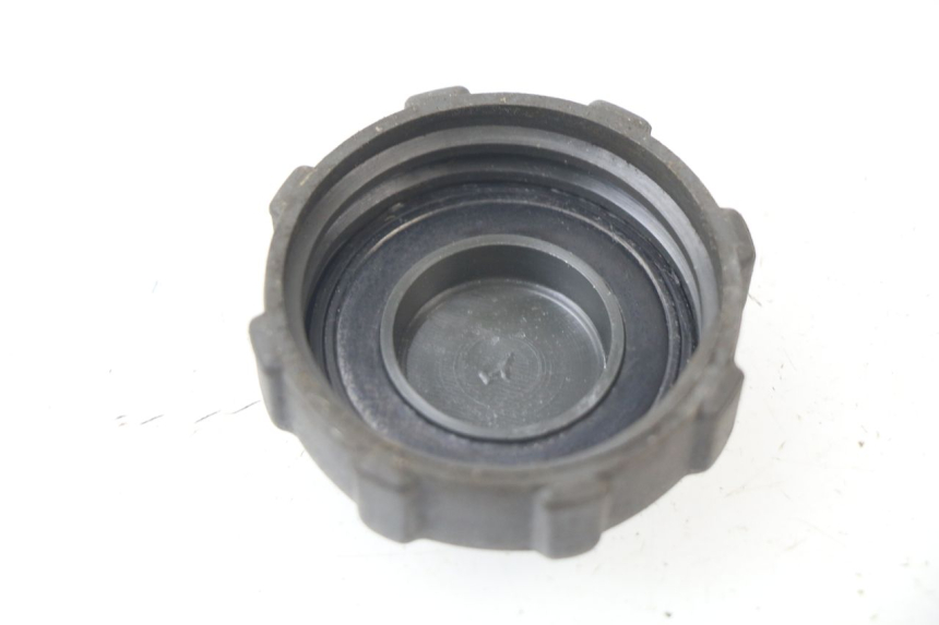 photo de FUEL TANK CAP PIAGGIO SKIPPER 125 (2000 - 2004)