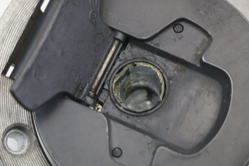 photo de FUEL TANK CAP SUZUKI SV S 650 (1999 - 2002)