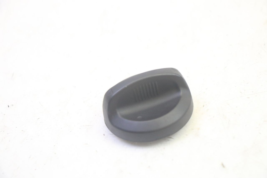photo de FUEL TANK CAP YAMAHA TRICITY 300 (2020 - 2024) - Component detail
