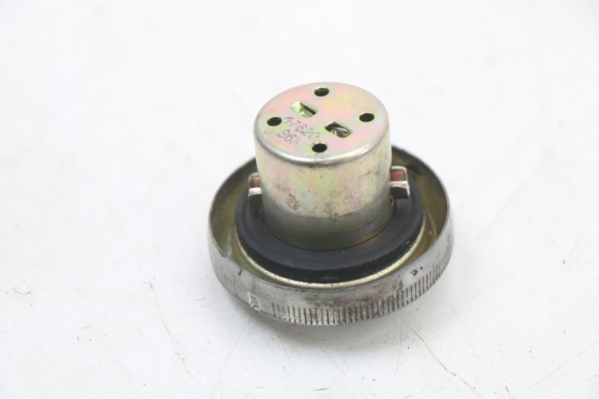 photo de FUEL TANK CAP PEUGEOT TWEET 125 (2018 - 2021)