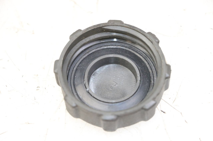 photo de FUEL TANK CAP PIAGGIO VESPA LX IE 125 (2010 - 2012)