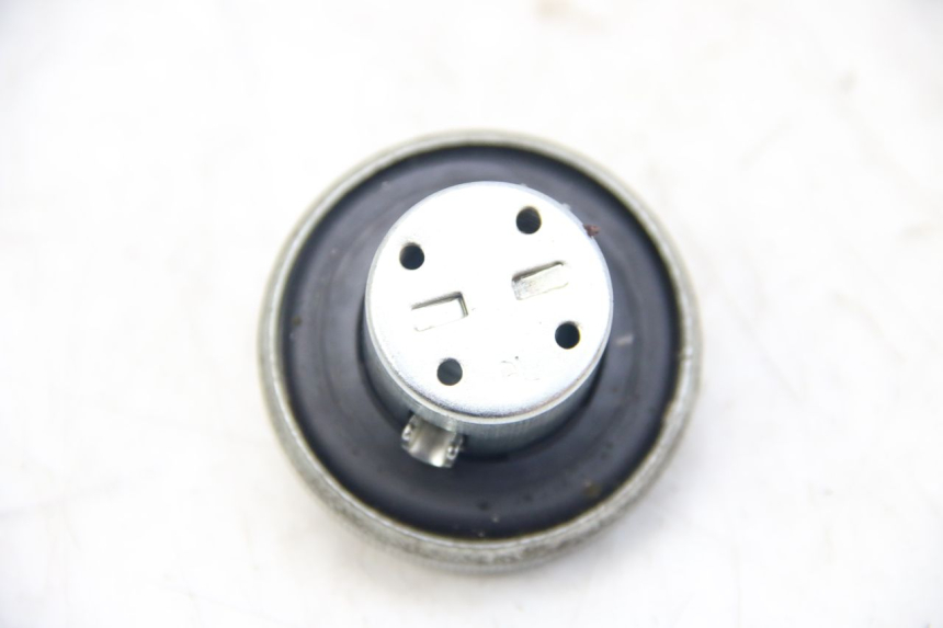 photo de FUEL TANK CAP HONDA VISION NSC R 50 (2013 - 2015)