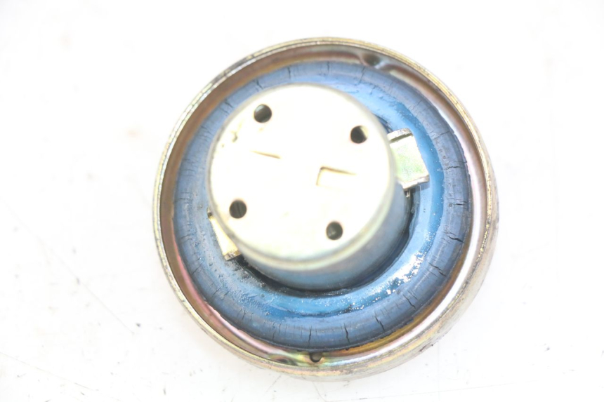 photo de FUEL TANK CAP KYMCO VITALITY 2T 50 (2004 - 2010)