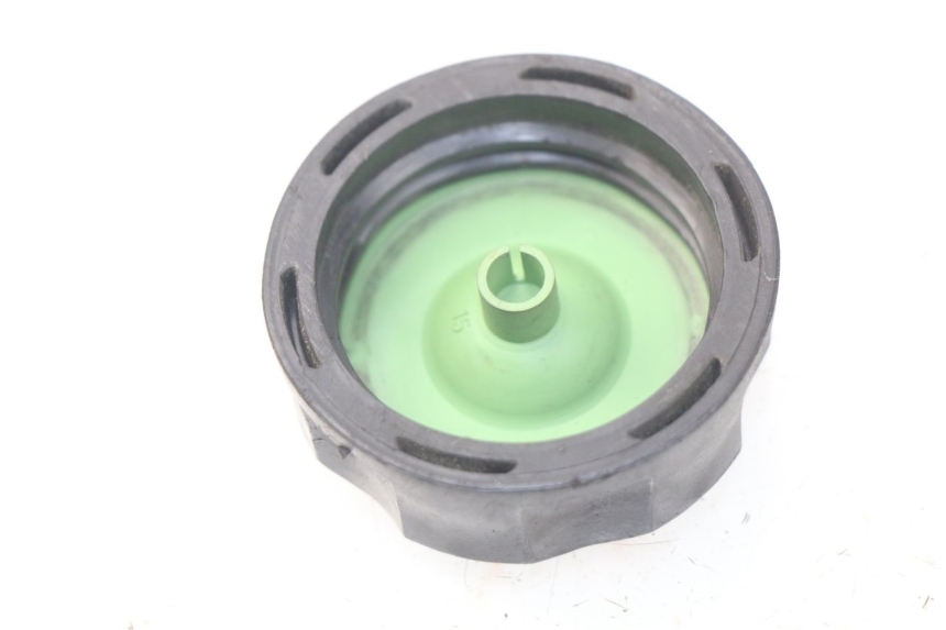 photo de FUEL TANK CAP YAMAHA YP X-MAX XMAX 400 (2014 - 2017)