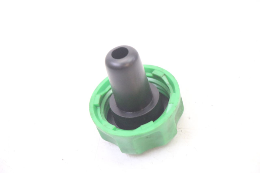 photo de FUEL TANK CAP YAMAHA YP X-MAX XMAX 400 (2014 - 2017)