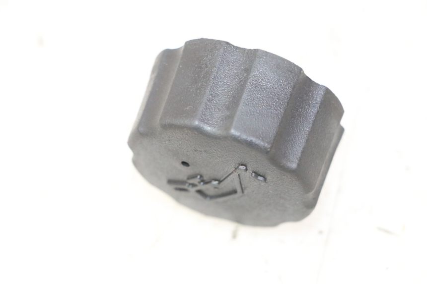 photo de OIL TANK CAP PEUGEOT ELYSTAR 50 (2002 - 2014)