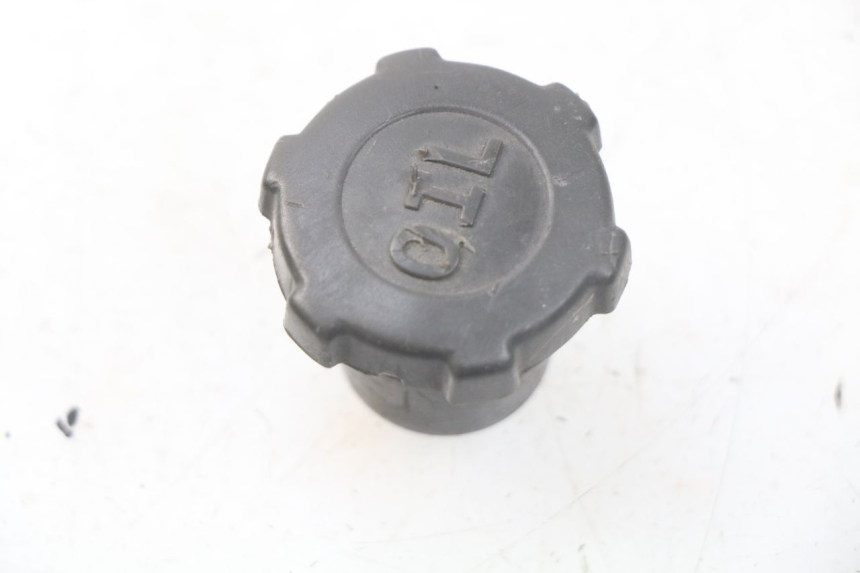 photo de OIL TANK CAP PIAGGIO FLY 2T 50 (2004 - 2017)