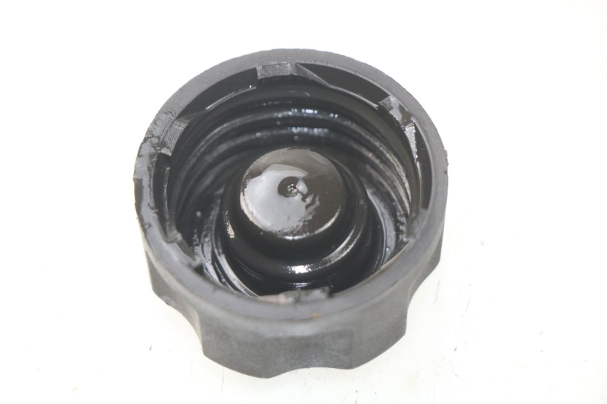 photo de OIL TANK CAP PEUGEOT LUDIX 50 (2008 - 2017)