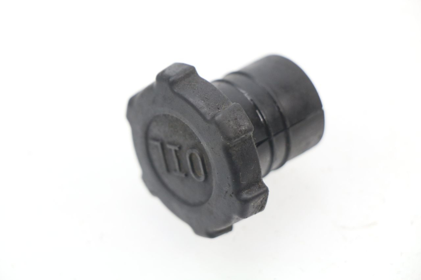 photo de OIL TANK CAP PIAGGIO FLY 2T 50 (2004 - 2017)