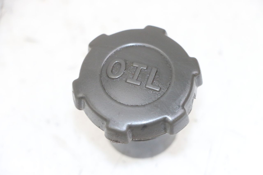 photo de OIL TANK CAP PIAGGIO VESPA S 2T 50 (2007 - 2014)