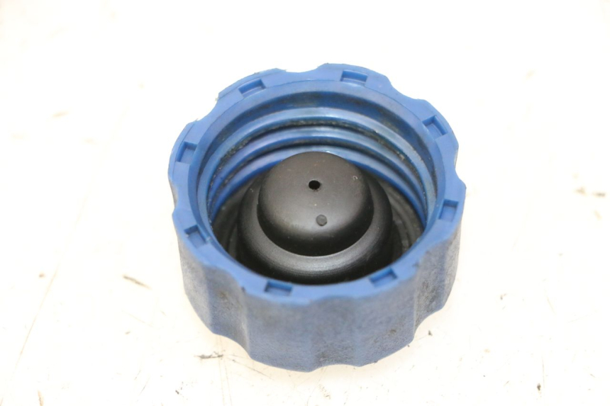 photo de OIL TANK CAP PEUGEOT SATELIS 125 (2006 - 2009)