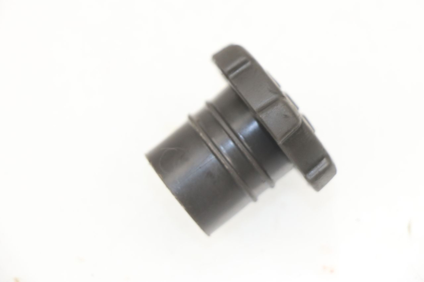 photo de OIL TANK CAP PIAGGIO VESPA LX 2T 50 (2005 - 2013)