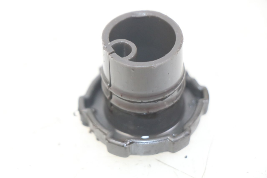 photo de OIL TANK CAP PIAGGIO VESPA PRIMAVERA 2T 50 (2013 - 2018)