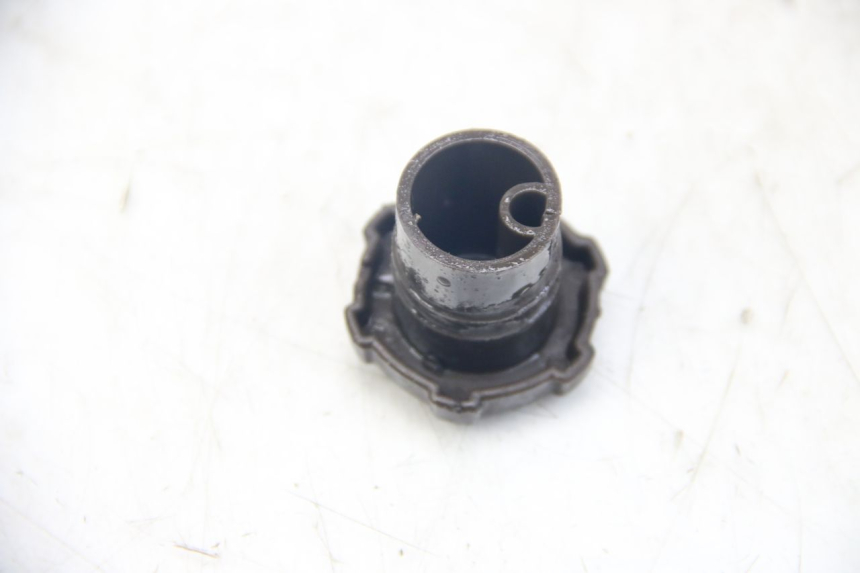 photo de OIL TANK CAP PIAGGIO VESPA SPRINT 2T 50 (2014 - 2018)