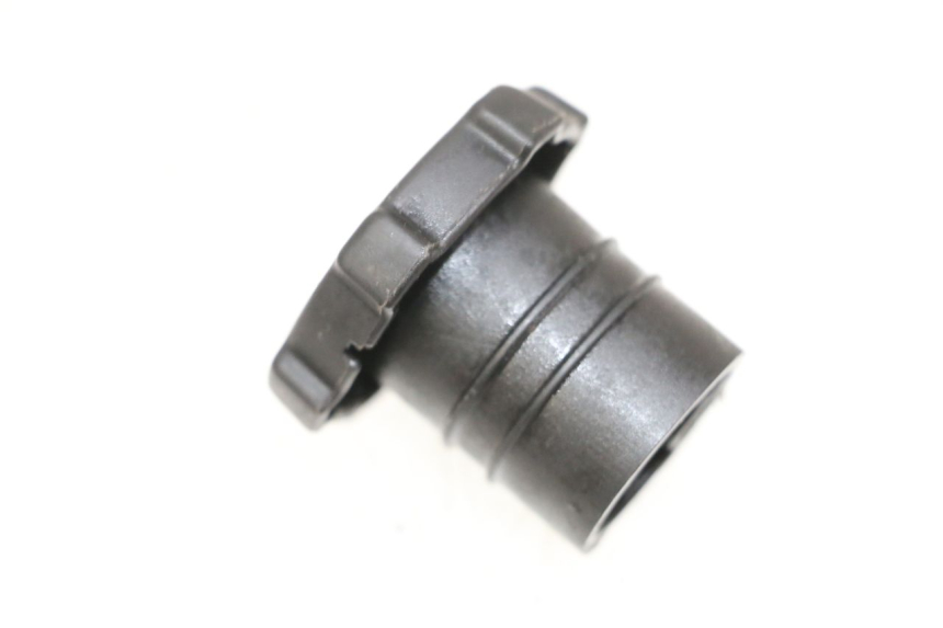 photo de OIL TANK CAP PIAGGIO ZIP 2T 50 (2009 - 2019) - Zoom on usage condition